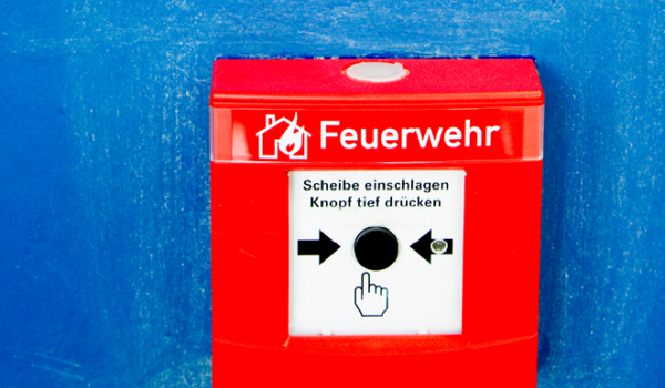 „Familien- feindlich ohne Ende“ Im Bundestag herrschte am 9. Februar 2023 Einigkeit, dass es im System Kita nicht weitergehen kann wie bisher. Doch was muss passieren?